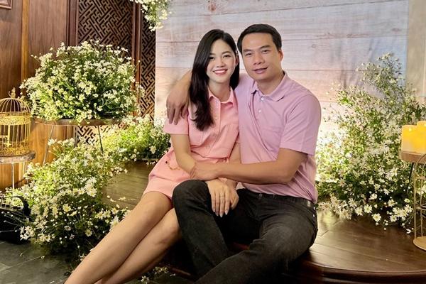 Tiệc kỷ niệm cưới chuẩn đại gia của vợ chồng Á hậu Thanh Tú-11