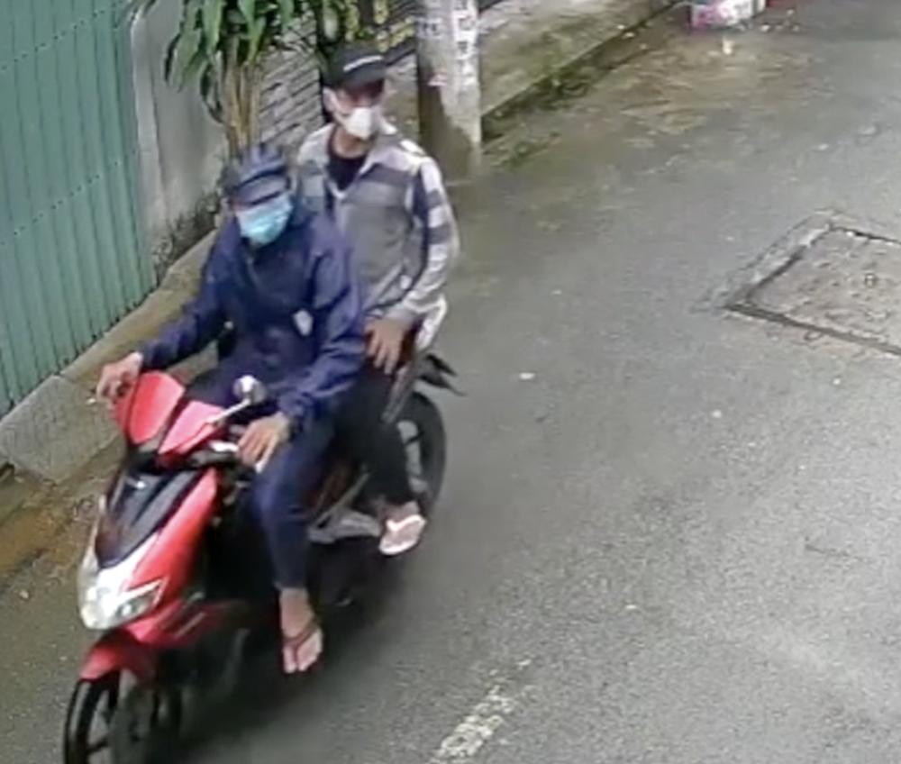 Clip: Chở bình oxy đi cứu F0 bị kẻ trộm lấy mất xe máy-1