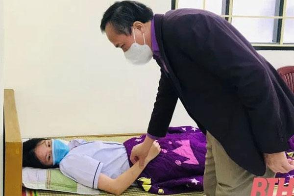 895 trẻ Thanh Hóa phản ứng sau tiêm vaccine, 26 em phản ứng nặng-1