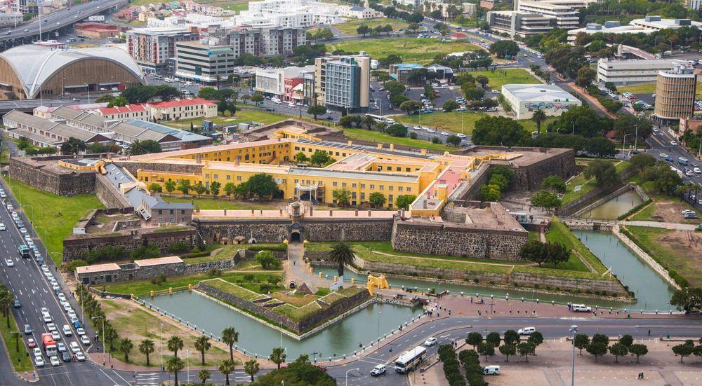 Những địa danh đẹp thì có đẹp nhưng hết hồn vì lời đồn ma ám-6