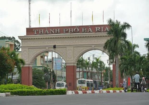 Thành phố có tên chữ đầu và cuối bảng chữ cái: Vắt óc không ra!-2