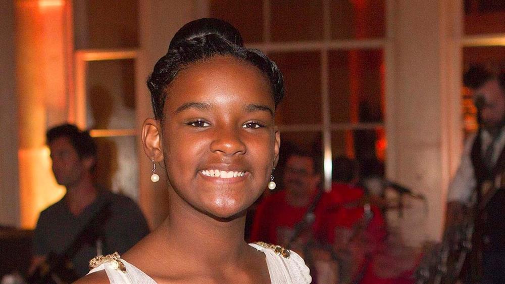 Nữ diễn viên 22 tuổi bị bắn chết-1