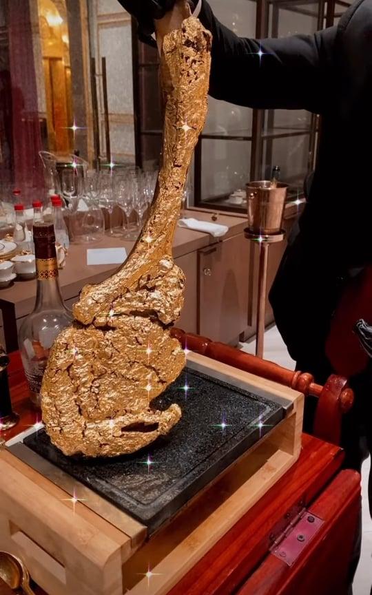 Tiệc kỷ niệm cưới chuẩn đại gia của vợ chồng Á hậu Thanh Tú-2