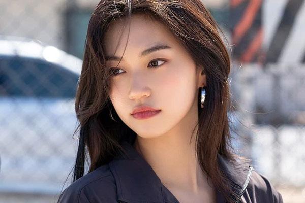 Ai sở hữu điểm này trên gương mặt, cả đời may mắn giàu sang-1