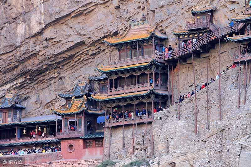 5 ngôi đền, chùa tọa lạc ở nơi cực kỳ nguy hiểm-4