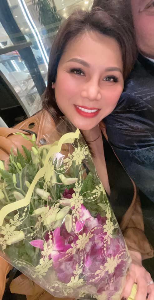 Sau hôn nhân tơ vò, vợ cũ Hoàng Anh đã có tình mới?-1