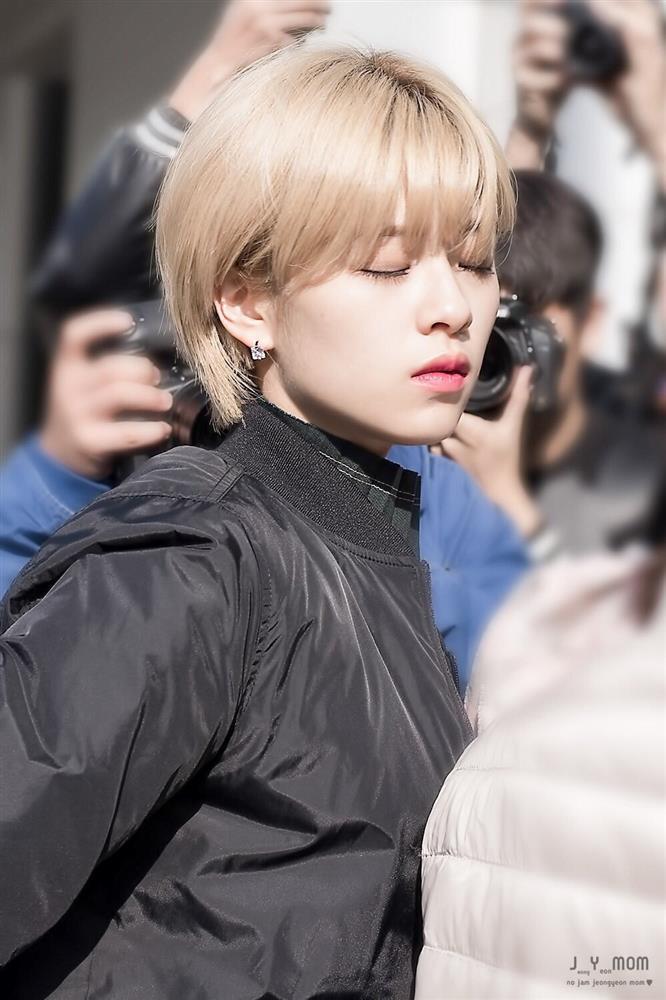 Sao Hàn cắt tóc tém: Song Ji Hyo chạm đỉnh thần thái ở tuổi 40-15