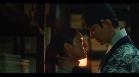 Song Hye Kyo và Jang Ki Yong yêu nhau còn khiến rating tụt thảm hại-3