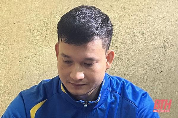 NÓNG: Khởi tố vụ án shop thời trang đánh cô gái vì trộm váy 160k-3