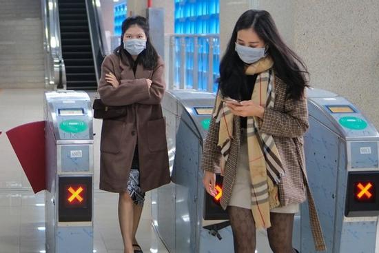 Vì sao miền Bắc ngày nắng hanh, đêm rét đậm?