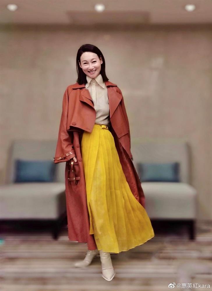 Quãng đời đen tối của sao Ỷ Thiên Đồ Long Ký bị tẩy chay vì ảnh nóng-4