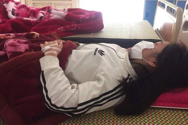 Nữ sinh bị shop đánh: Đã bồi thường 5 triệu vẫn bị ép viết giấy nợ 10 triệu-1