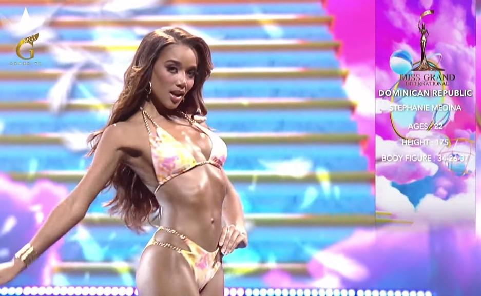 Thùy Tiên và top 20 thi bikini-7