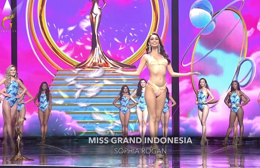 Công bố top 10, Thùy Tiên được xướng tên bằng thực lực-4