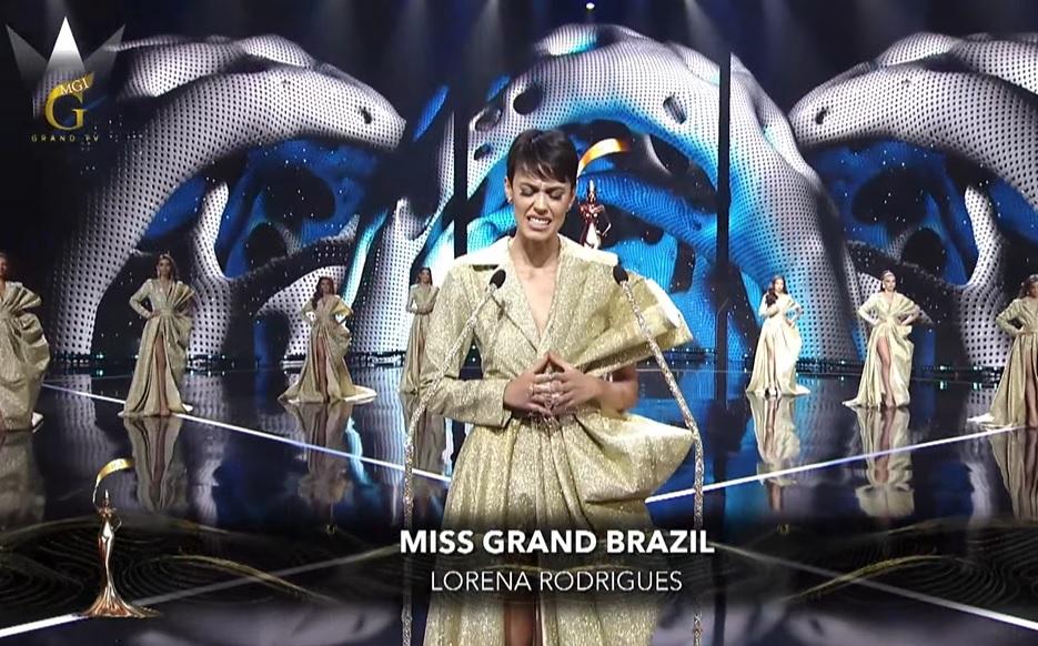 Thùy Tiên và top 10 diễn thuyết hòa bình-3