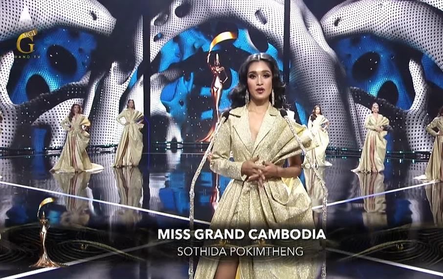 Thùy Tiên và top 10 diễn thuyết hòa bình-4