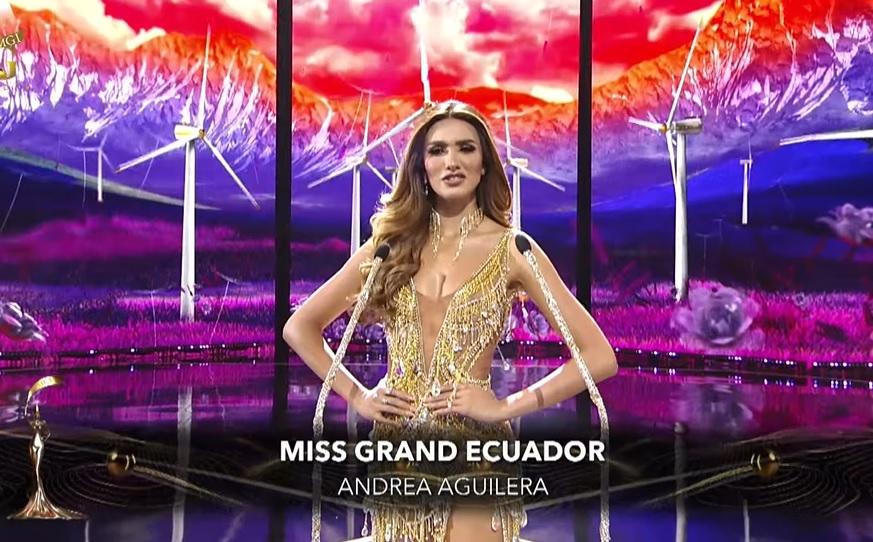 Thùy Tiên và top 5 thi ứng xử-4