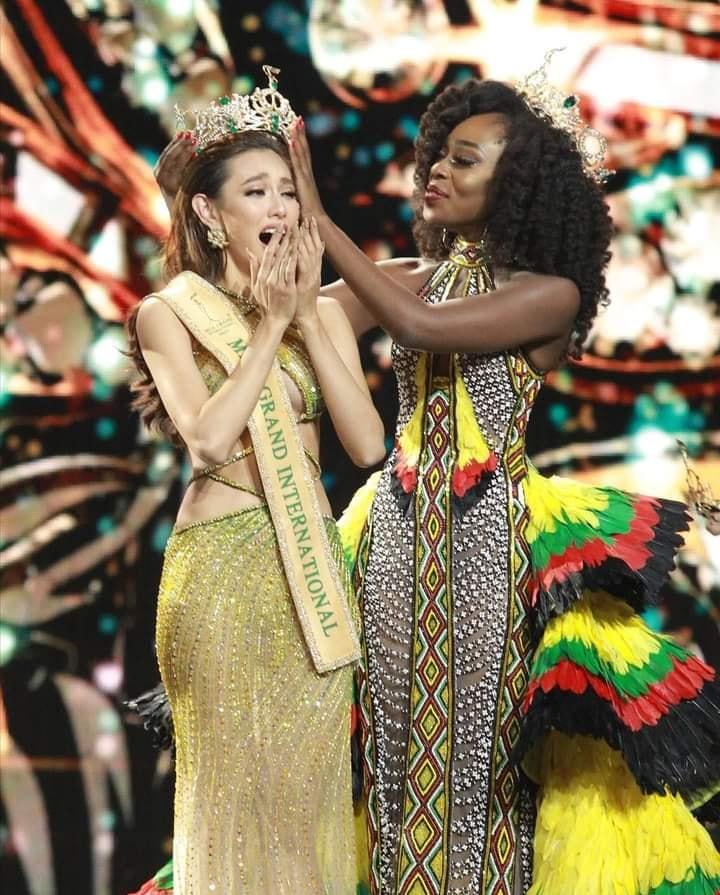 Tân hoa hậu Thùy Tiên lộ nhan sắc thật với loạt ảnh CAM thường-15