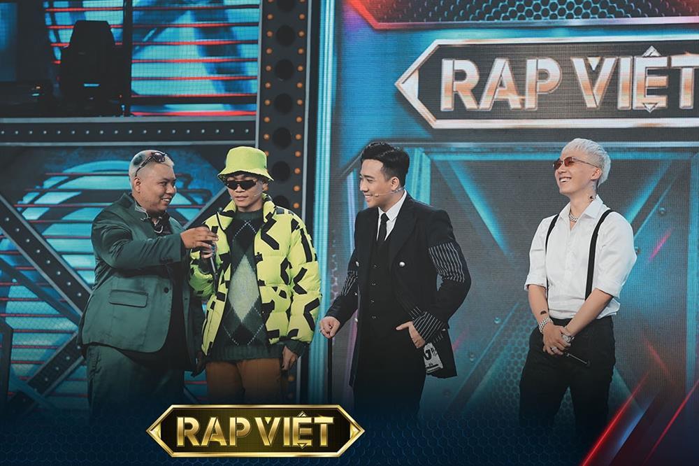 Rap Việt tập 8: Quái vật team Rhymastic được Wowy so với chim họa mi-3