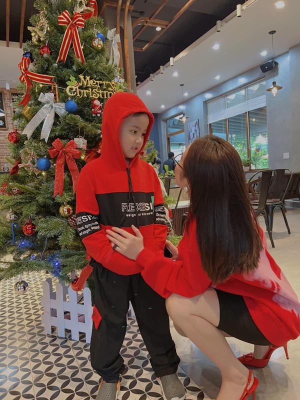 Bố mẹ chia tay, bé 5 tuổi nói 1 câu với dì ghẻ mà cả MXH xót xa-2