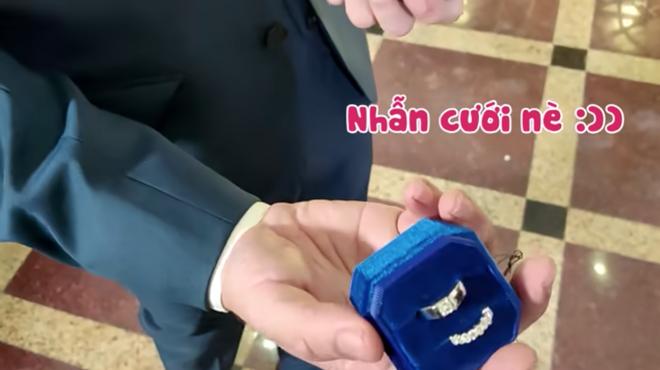 Chân dung cô dâu của thiếu gia đình đám làng Youtuber-3