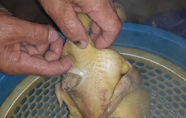 Trổ tài thịt vịt, cô gái cho ra lò thành phẩm sởn gai ốc, nhìn muốn ói-6