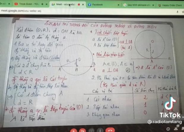 Nữ sinh lộ màn hình học online, quên tắt tab khiến thầy giận tím người-1