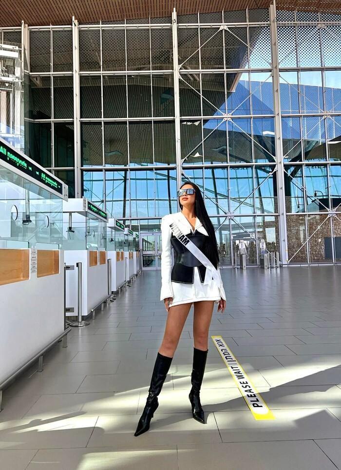 Kim Duyên gặp sự cố trang phục tại Miss Universe mà vẫn xử lý tài tình-1