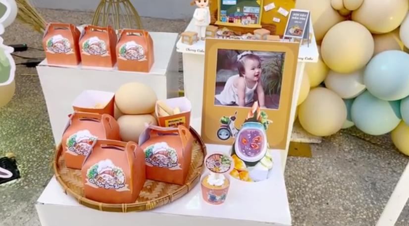 Loạt ảnh sinh nhật sặc mùi tiền con gái Mạc Văn Khoa-5