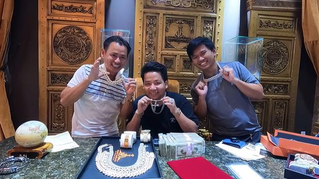 Cao Thái Sơn cứu giá Johnny Đặng và Khoa Pug: Hãy nhẹ nhàng-2