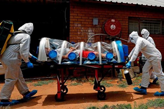 Biến chủng Omicron cho thấy chúng ta không thể loại bỏ hoàn toàn nCoV