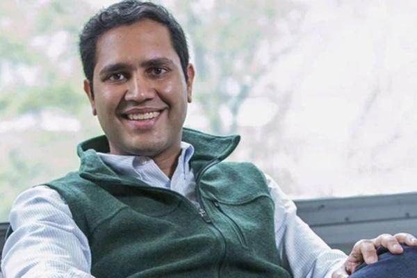 CEO công ty tài chính gọi 900 nhân viên vào Zoom để sa thải-1