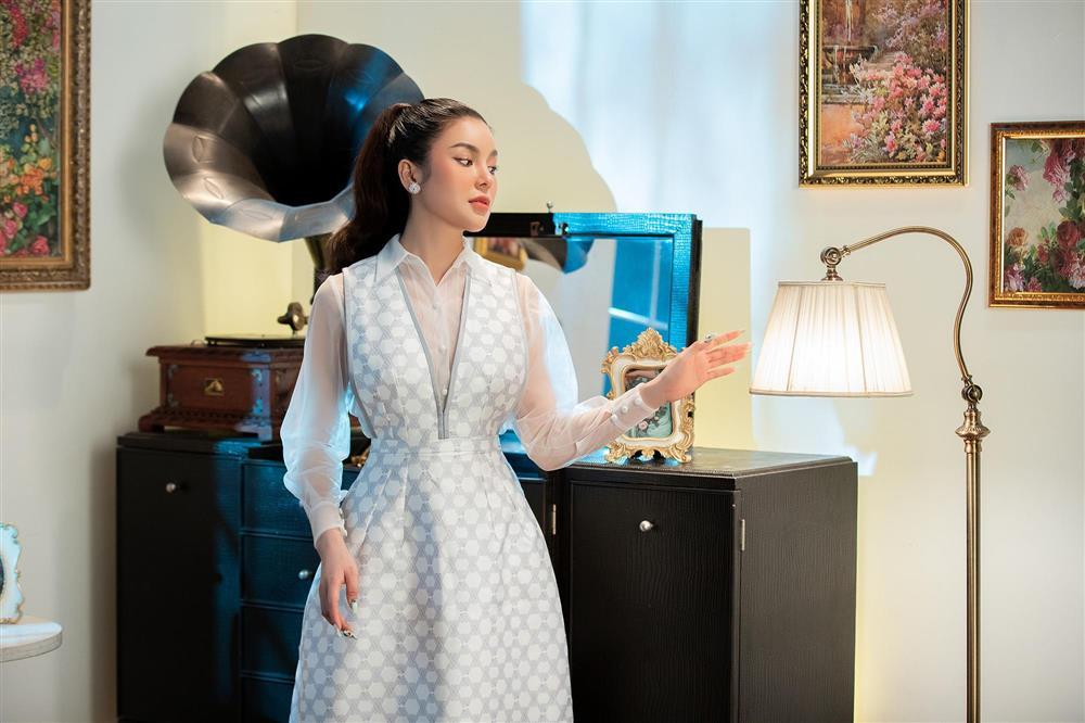 Nhạc hot hôm nay: Lily Chen hát nhạc Trịnh, K-ICM thử sức cổ trang-2