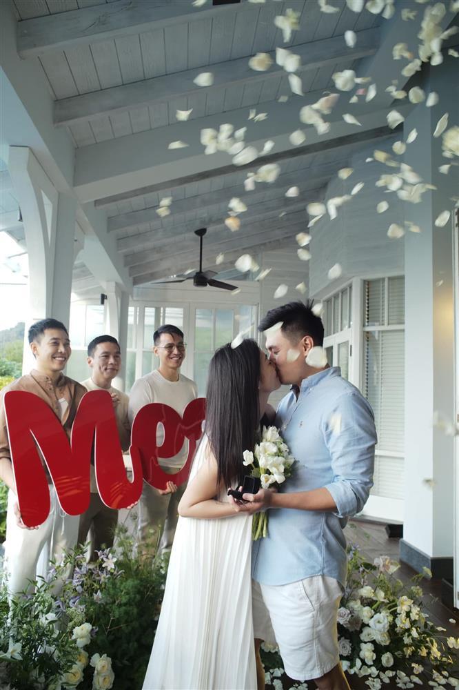 Động thái Salim trước tin dâng cả trâu lẫn nghé cho thiếu gia-1