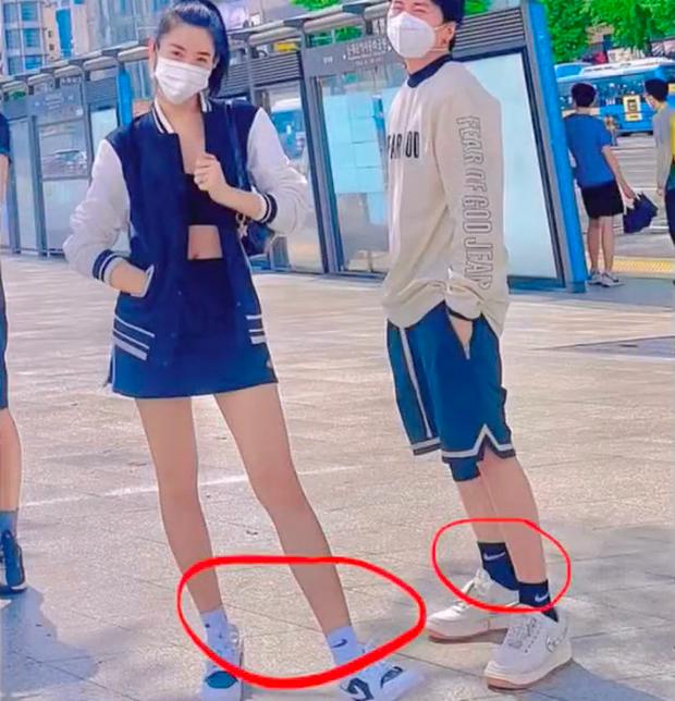 Karik và Thúy Ngân bị soi loạt đồ đôi sau tin đồn kết hôn-7