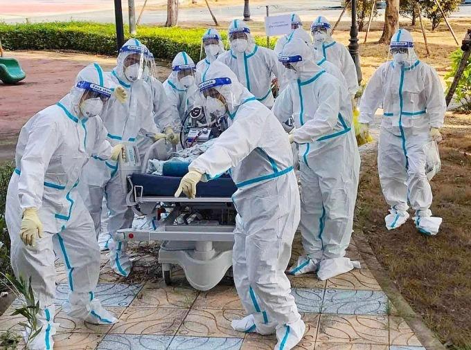 Tăng F0 trẻ em nhập viện, có ca nặng phải thở máy, lọc máu-2