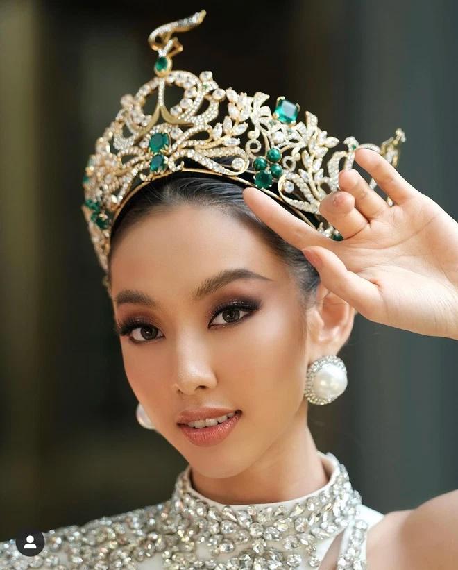 Thùy Tiên chặt chém dàn Á hậu bằng váy lộ chân ngực sexy-2