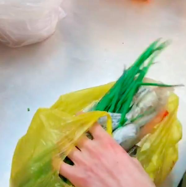 Ghi chú xin quán cho nhiều hành, đến khi nhận đồ thì từ nay xin cạch-4