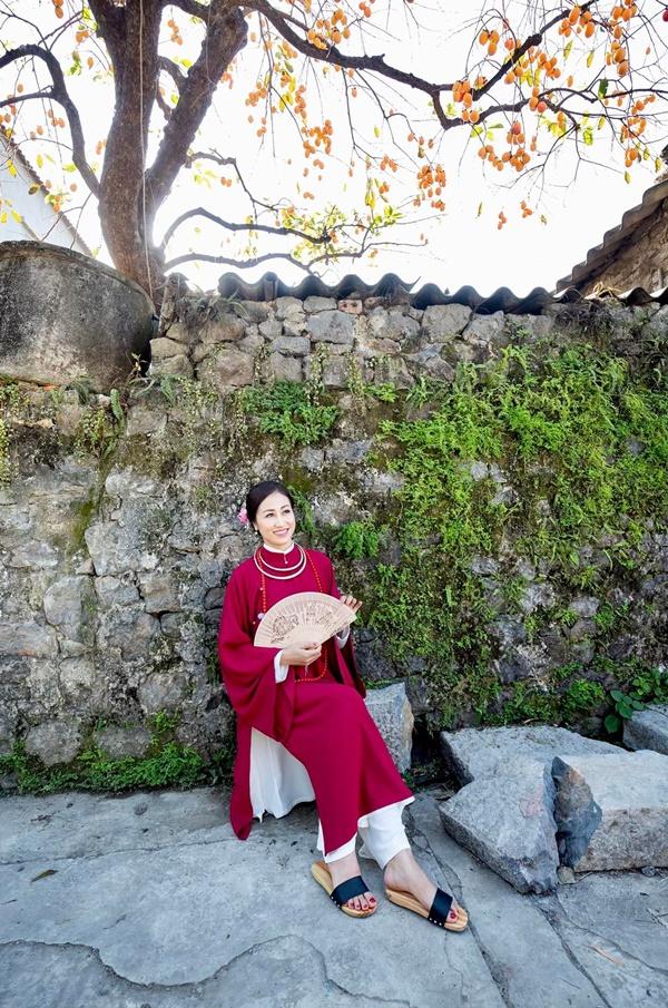 Tranh cãi nảy lửa mặc hanbok Hàn Quốc check-in cây hồng nổi tiếng Ninh Bình-5
