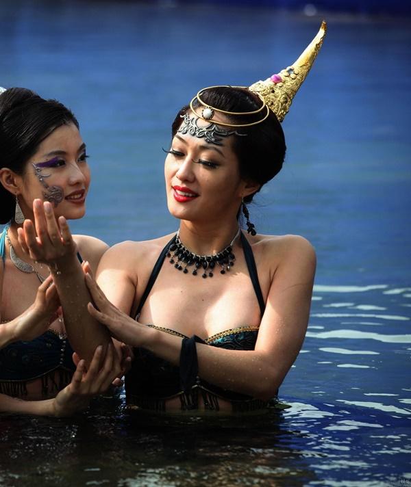 Mỹ nhân Tây Du Ký phải làm bảo mẫu, giờ sống như bà hoàng-5