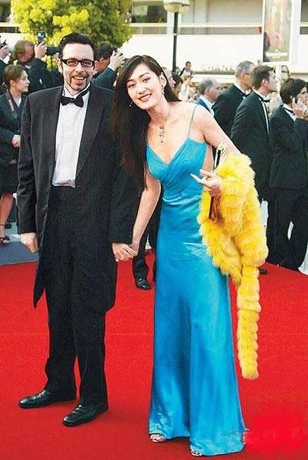 Mỹ nhân Tây Du Ký phải làm bảo mẫu, giờ sống như bà hoàng-8