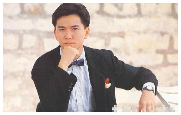 Sao Lộc Đỉnh Ký phải đi hát hội chợ, bán đồ phụ nữ kiếm tiền-2