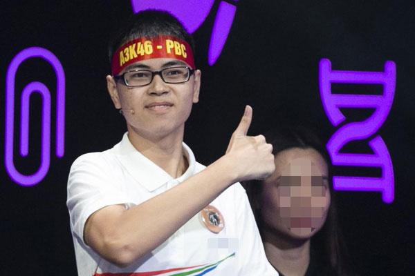 Thí sinh Olympia tấu hài nhất khiến MC và khán giả cười vỡ bụng-3