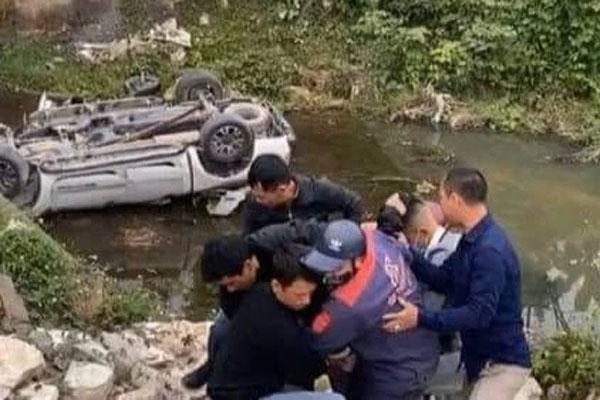 Bà nội mất tích, hai cháu nhỏ tử vong bất thường dưới ao-3