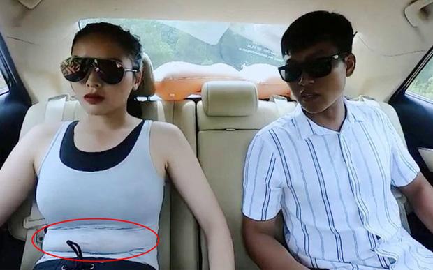 Tưởng đã bye bé mỡ, Kỳ Duyên bất ngờ khoe bụng xếp tầng-2