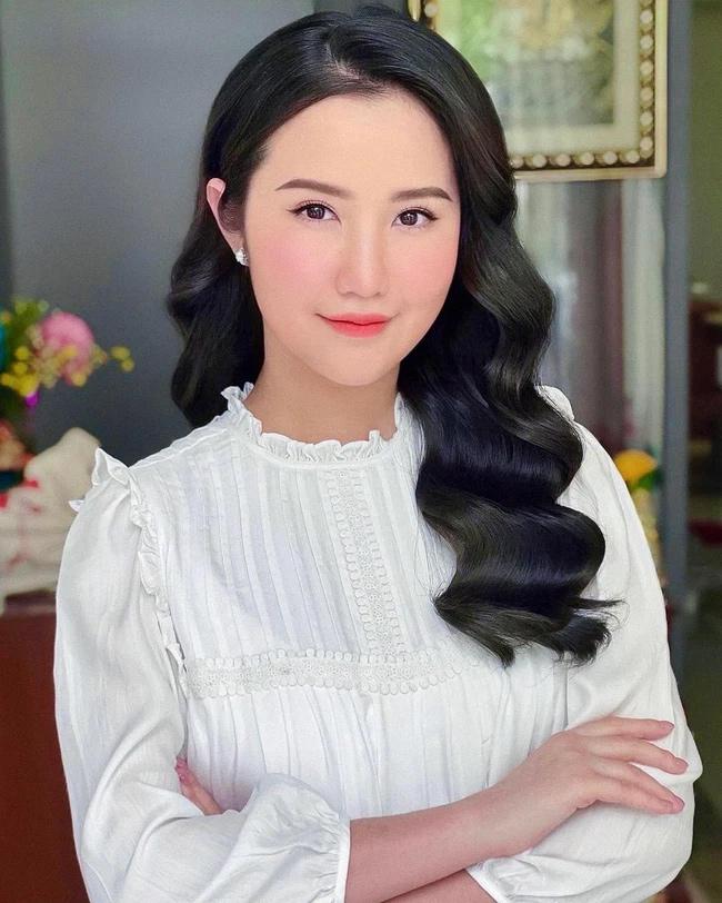 Primmy Trương gây sốt nhan sắc sau khi sinh con cho chồng đại gia-1