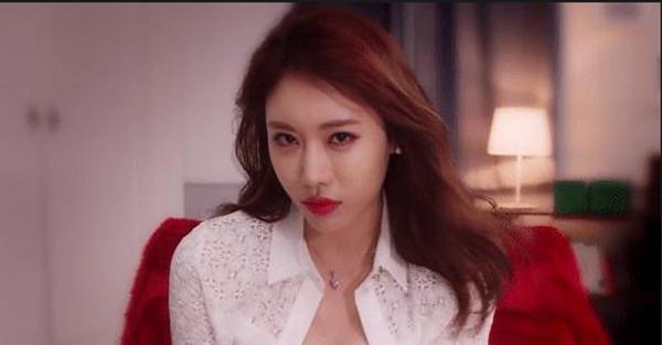 Sao nữ đình đám bị công ty lừa đóng phim người lớn giờ ra sao?-3