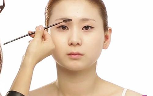 4 dáng lông mày không chịu sửa, bảo sao vận xui đeo bám mãi-2