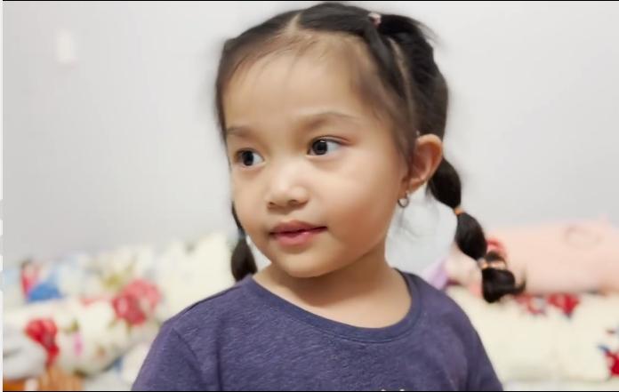 Tình trạng con gái Lê Dương Bảo Lâm sau ca mổ lần 2-8