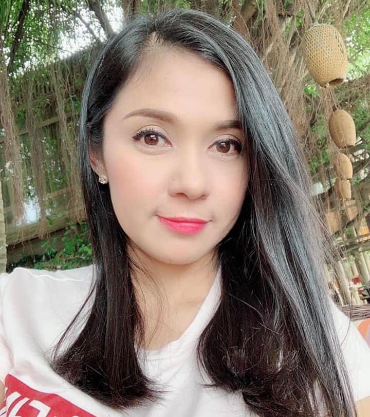 Con trai Việt Trinh trổ mã tuổi 12, cao lớn áp đảo mẹ-7